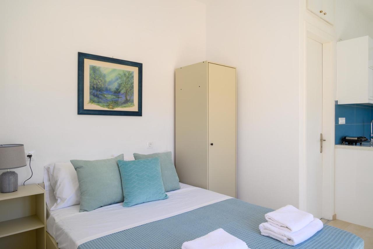 Artemis Apartment First Floor Eloúnda Exterior foto